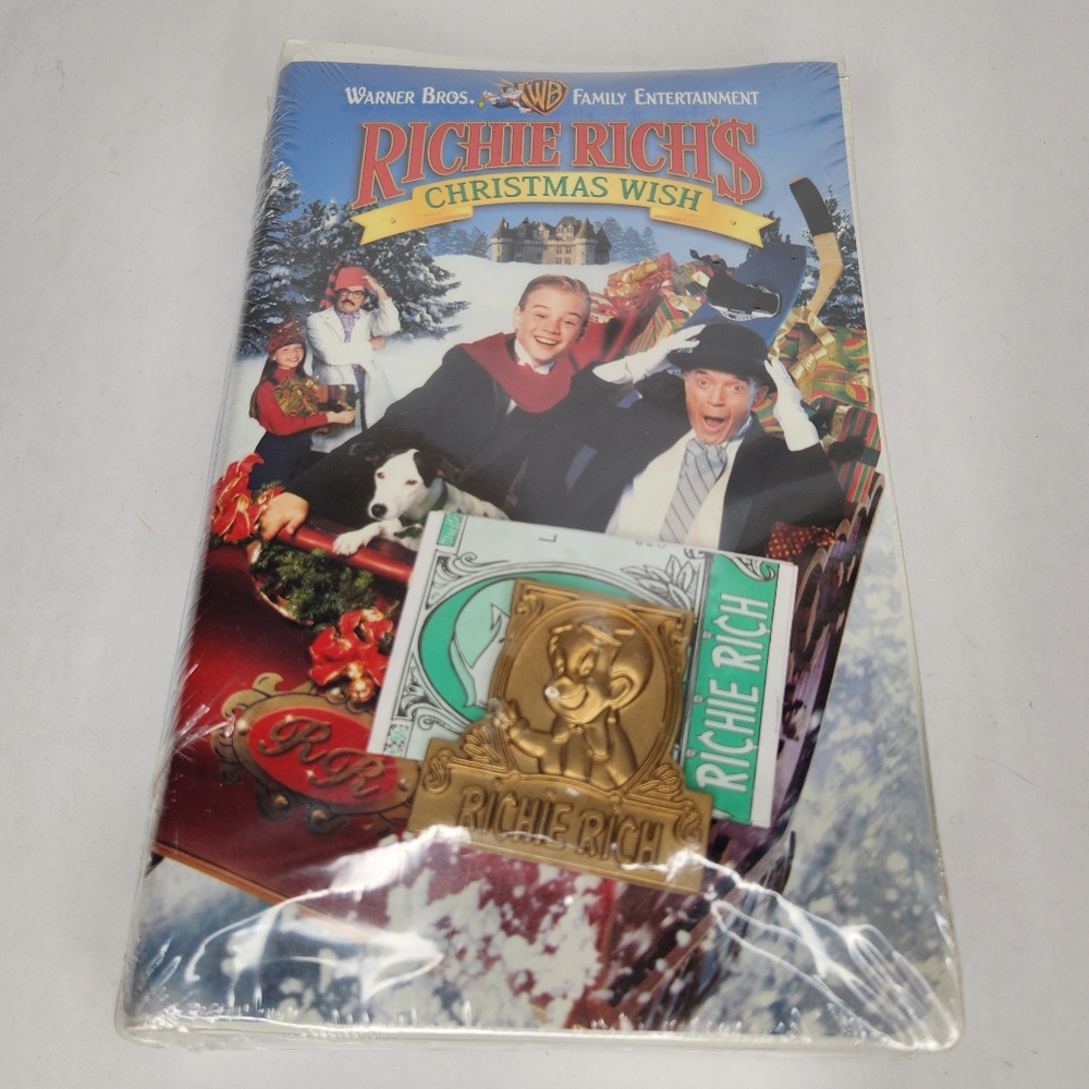 Richie Rich's Christmas Wish VHS Tape With Toy Money and Clip 1998